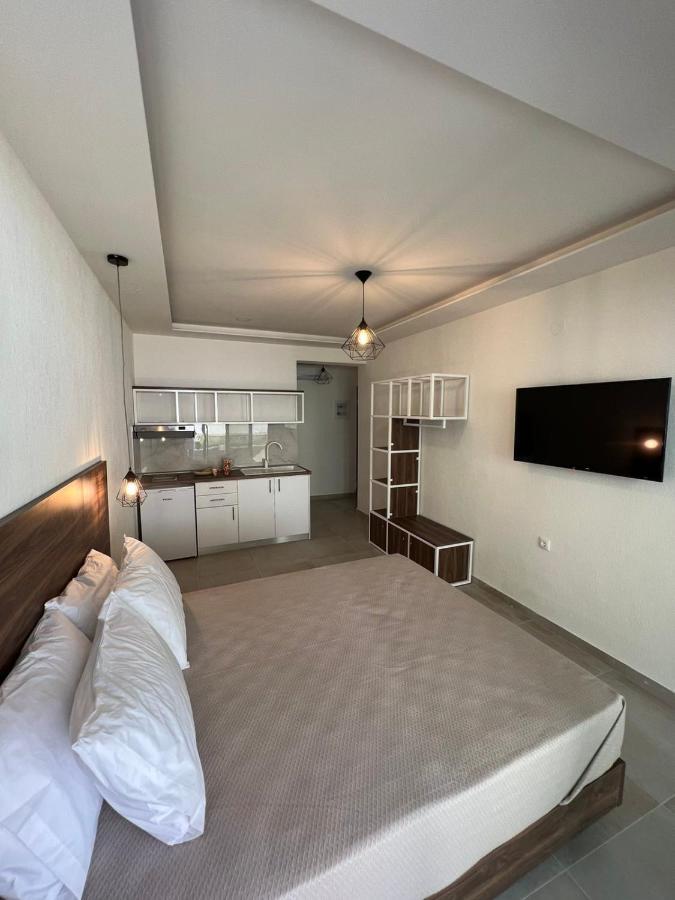 My Place Luxury Apartments Неос Мармарас Екстериор снимка