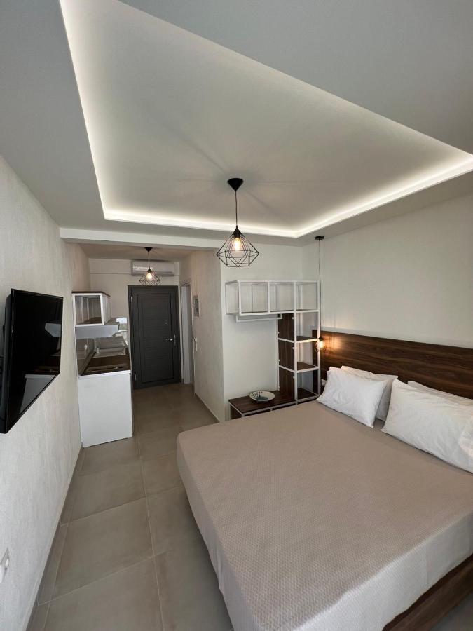 My Place Luxury Apartments Неос Мармарас Екстериор снимка
